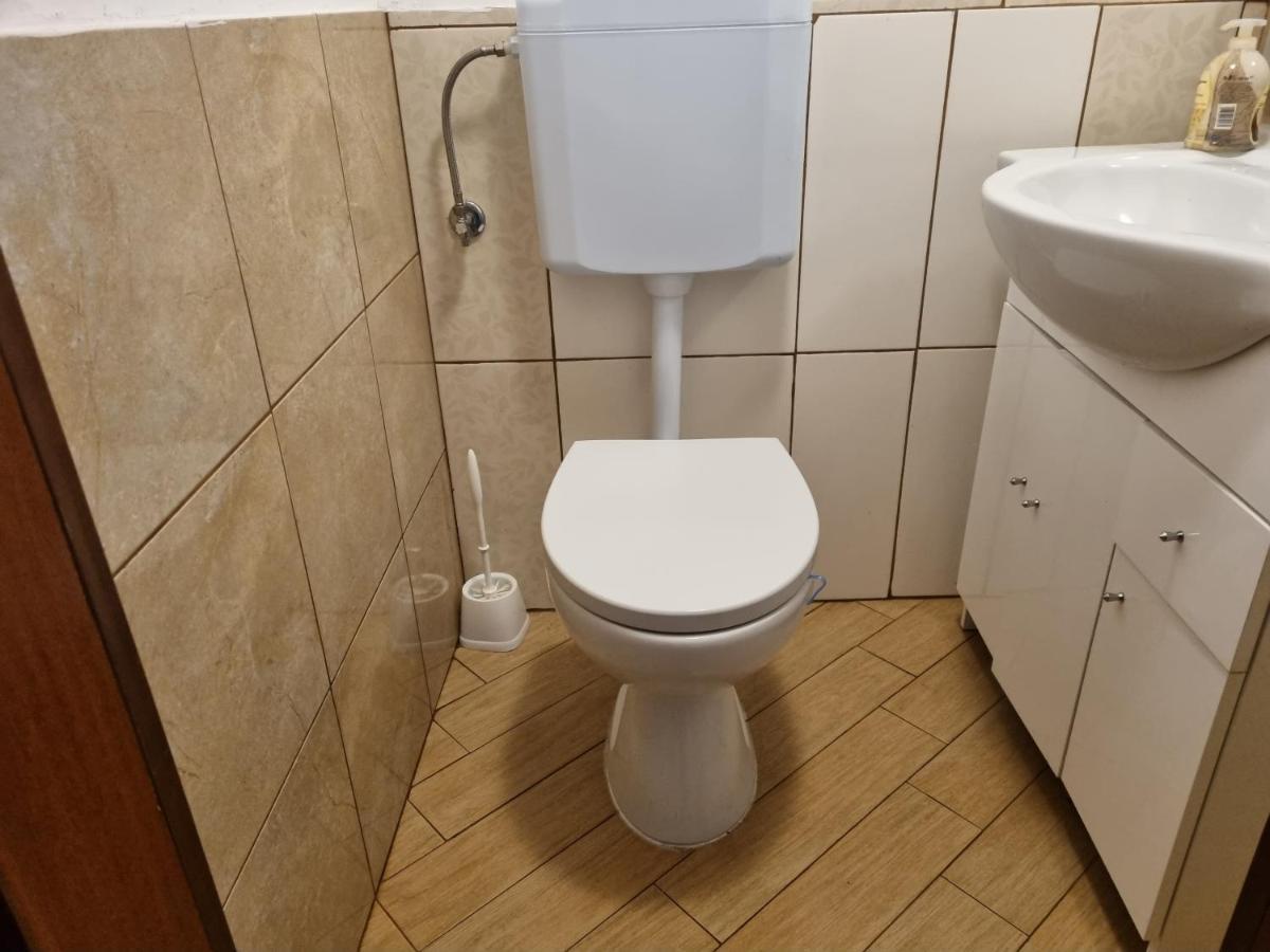 Caci Apartment Črni Kal Exterior foto